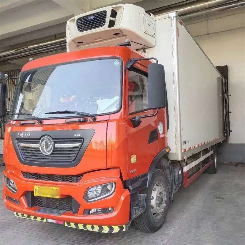 鹤山区探索多元物流服务：从普货到冷链的运输之旅
